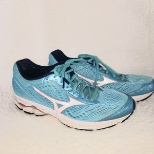 Mizuno Womens Wave Runner 22